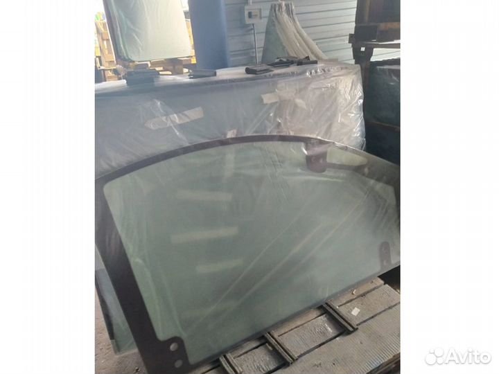 Стекло лобовое Fiat
