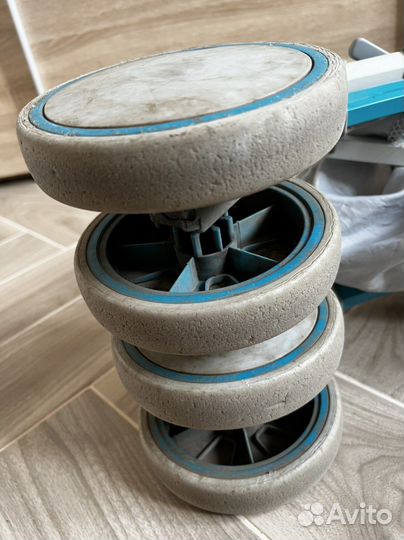 Коляска трость