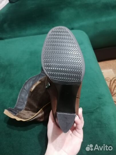 Зимние сапоги из натуральной кожи