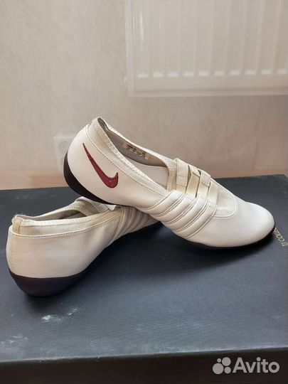 Слипоны женские