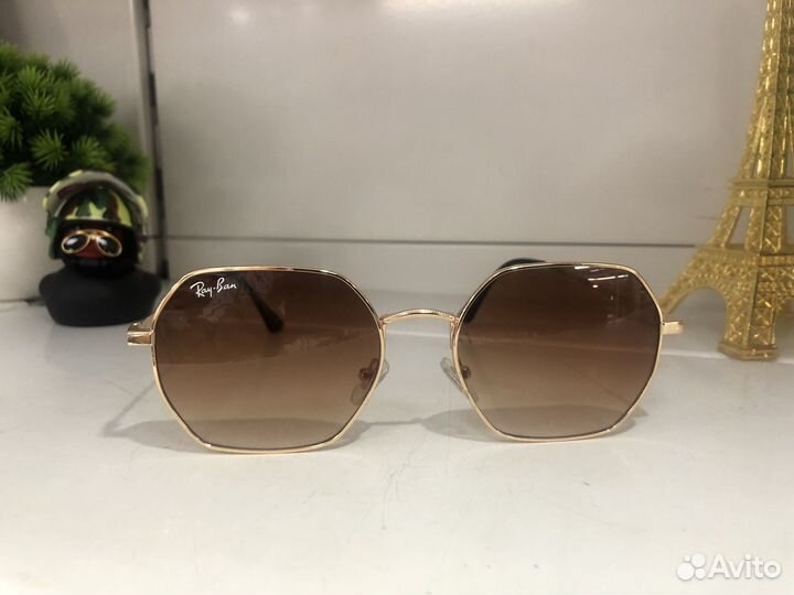 Солнцезащитные очки ray ban