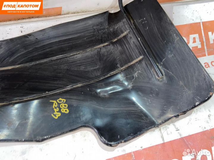 Крепление запаски Mitsubishi Outlander 3 2-й рест