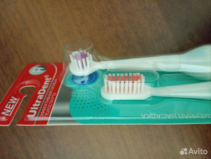 Электрическая зубная щетка Новая