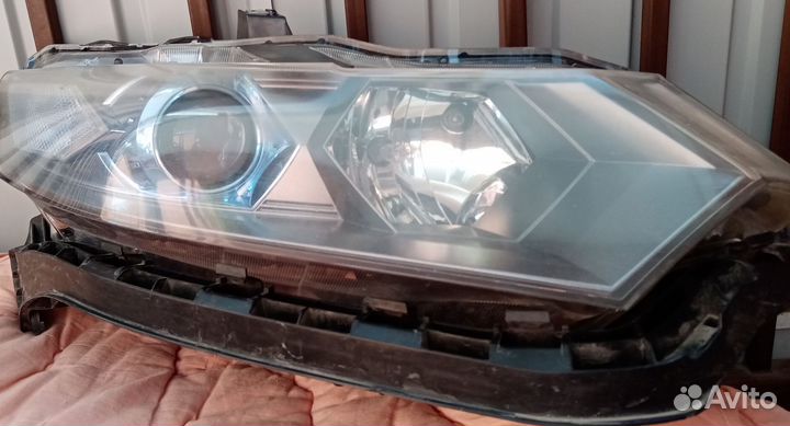 Фара honda insight