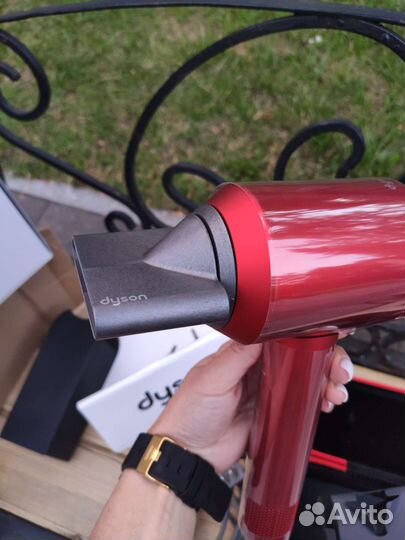 Фен dyson supersonic новый