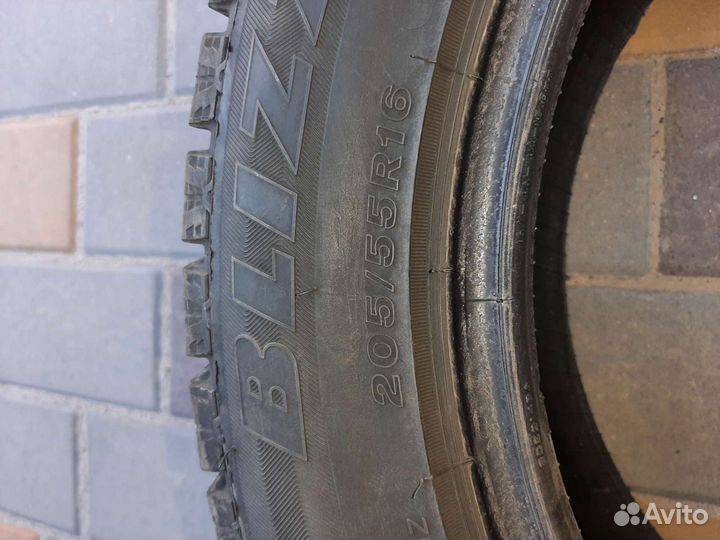 Bridgestone Blizzak Revo GZ 205/55 R16 91S