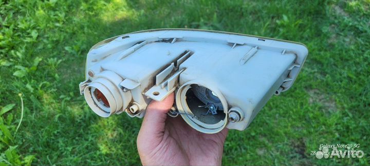 Toyota vista sv40 поворотник