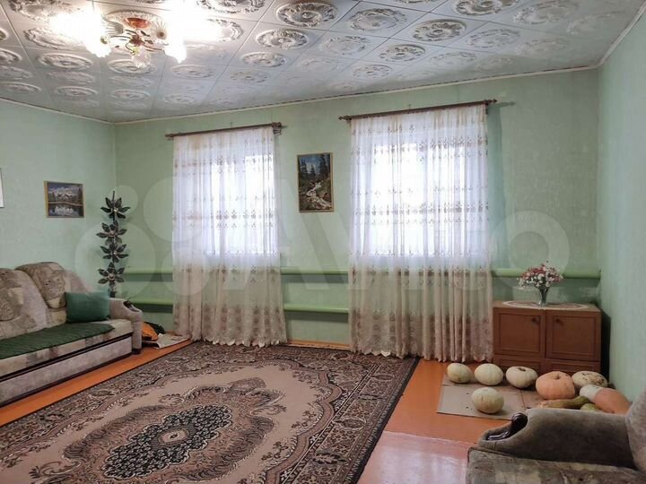 Коттедж 148 м² на участке 9 сот.