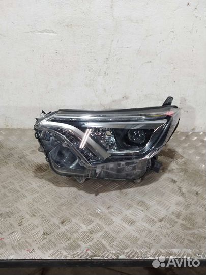 Фара левая Toyota RAV4 CA40 Led
