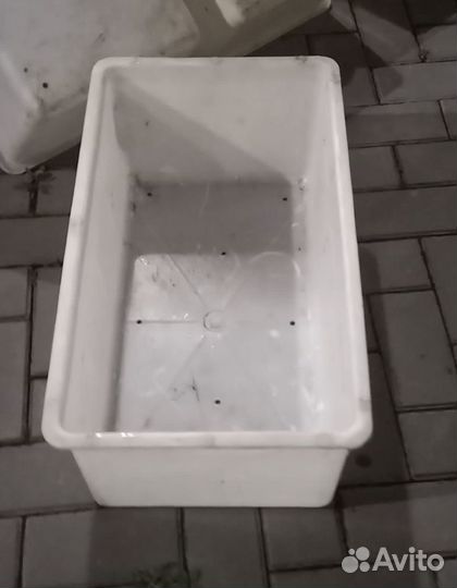 Пластиковые ящики для хранения бу