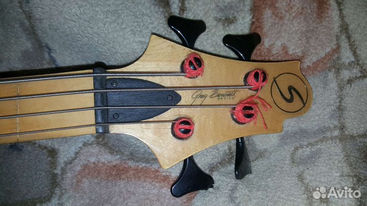 Бас гитара Samick Greg Benett