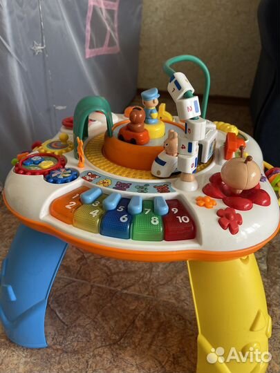 Развивающий столик жирафик