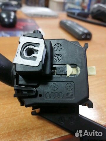 Переключатель подрулевой указателей поворотов