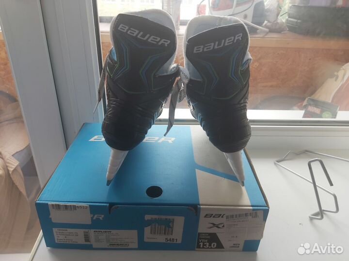 Хоккейные коньки bauer yth 13