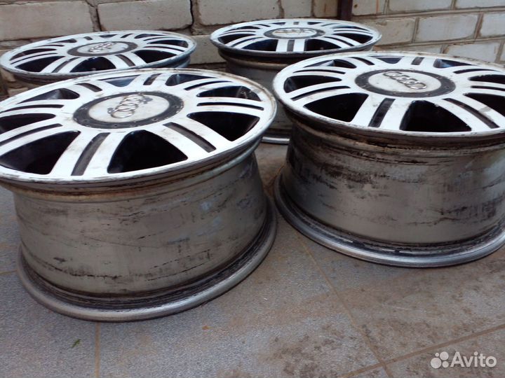 Литые диски audi R-15