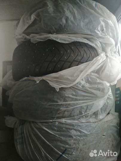 Yokohama Ice Guard IG65 215/50 R17 95T