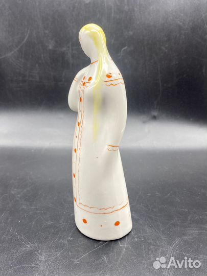 Статуэтка Белорусская девушка, Бронницы, СССР