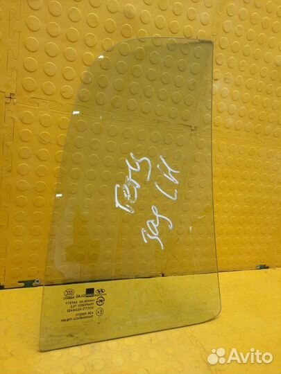 Стекло боковое заднее левое Hyundai Getz TB