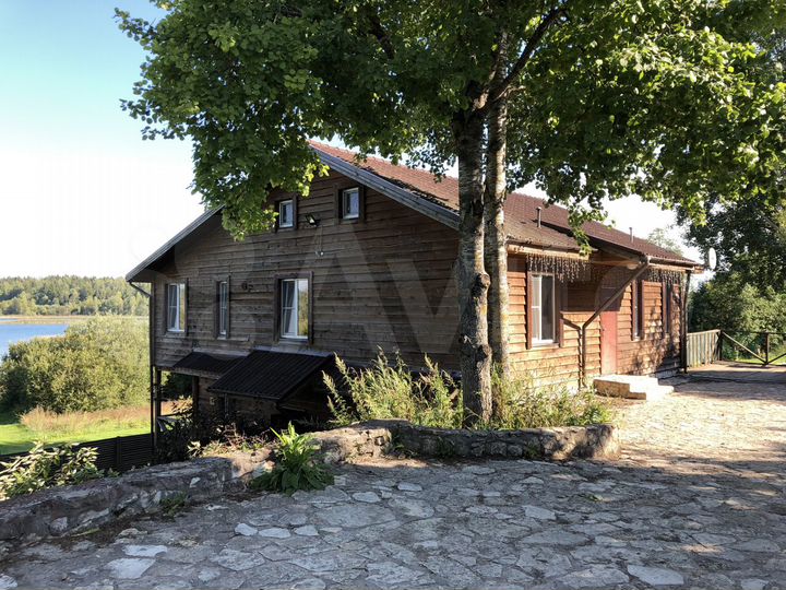 Коттедж 100 м² на участке 100 сот.