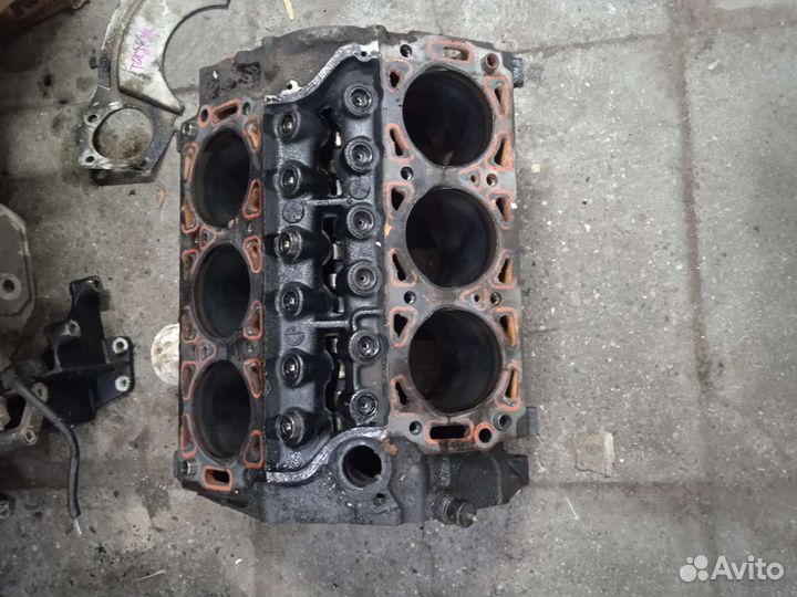 Блок цилиндров Ford Taurus 1 Форд Таурус 3.0