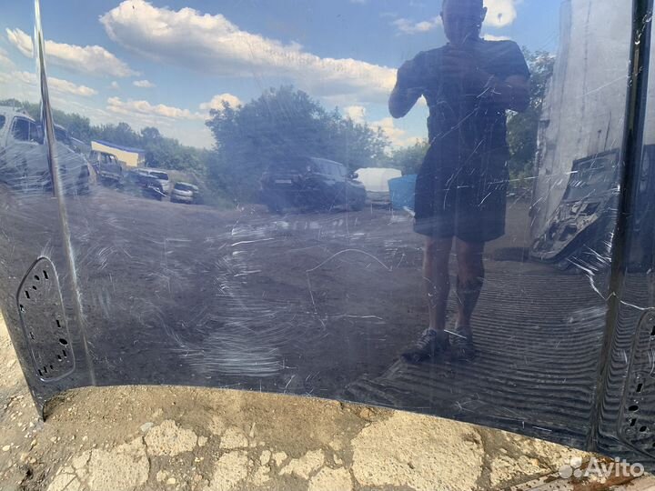 Капот Range Rover Sport