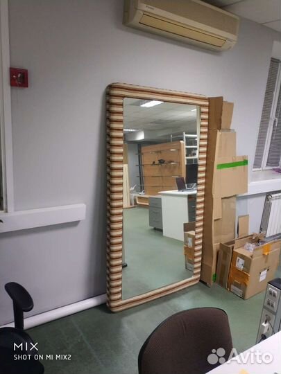 Зеркало настенное в раме бу