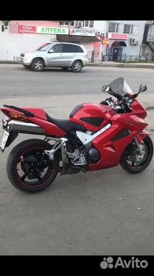 Honda VFR 800