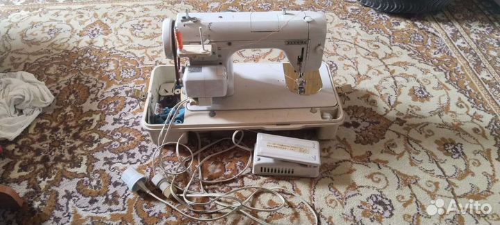 Швейная машина janome бу