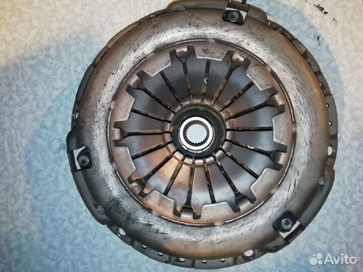 Nissan tiida C11 1.6 сцепление с корзиной