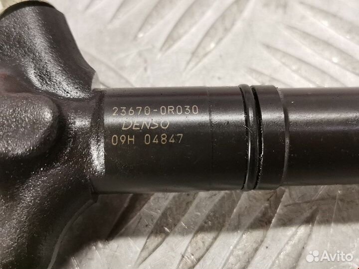 Форсунка для Toyota Avensis 2 (T250)