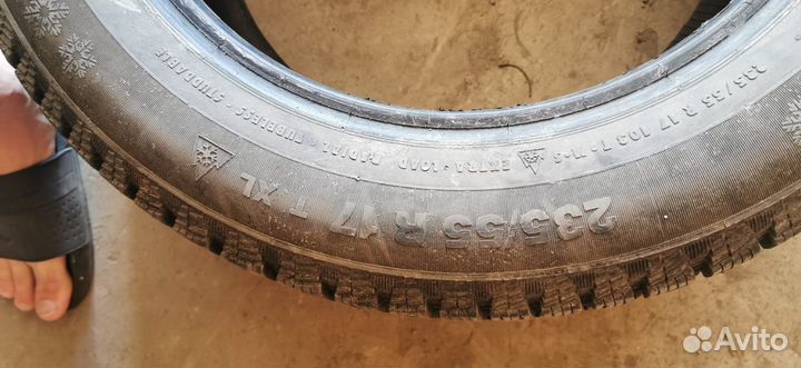 Continental ContiIceContact 235/55 R17