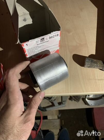 Сайлентблок audi a4 b8