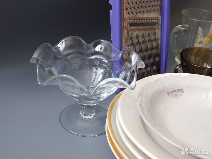 Посуда пакетом Тарелки Чашки Ложки Штопор Тёрка