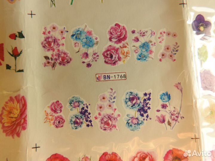 Наклейки для ногтей на воде маникюр