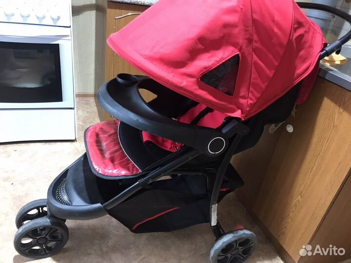 Прогулочная коляска urbini