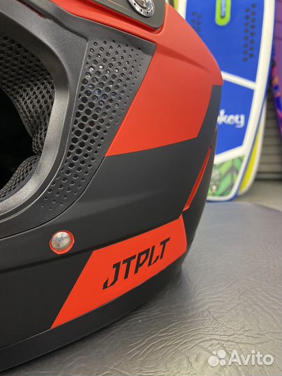 Шлем для гидроцикла JetPilot Vault Red