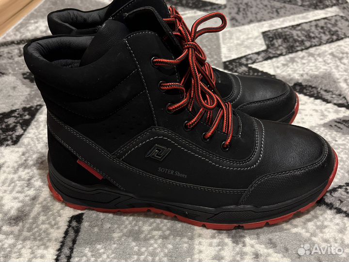 Зимние ботинки