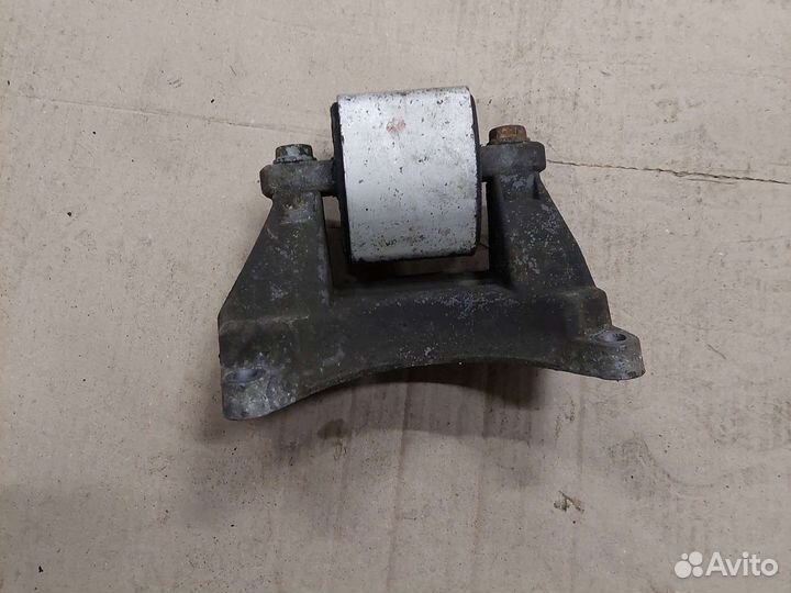 Кронштейн АКПП Mercedes-Benz S-Class W220