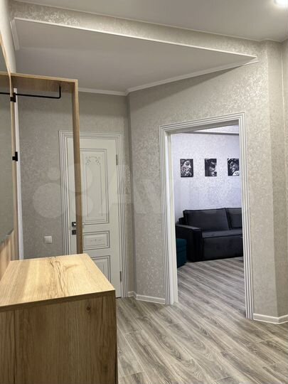 2-к. квартира, 57 м², 1/5 эт.