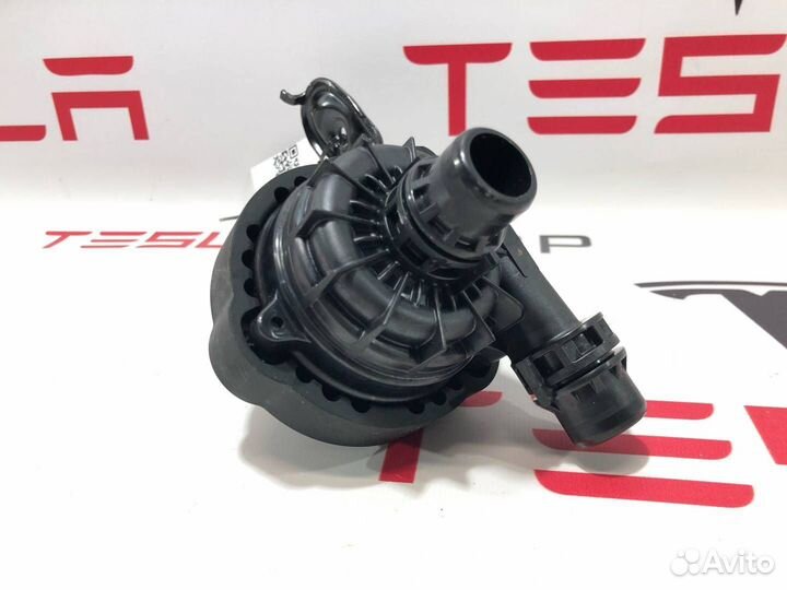 Насос охлаждающей жидкости (Помпа) Tesla Model X