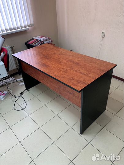 Стол 3 модуля, кресло, шкаф