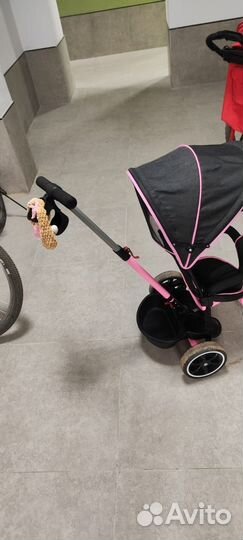 Детский велосипед с родительской ручкой