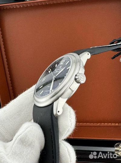 Часы мужские Iwc c гарантией год