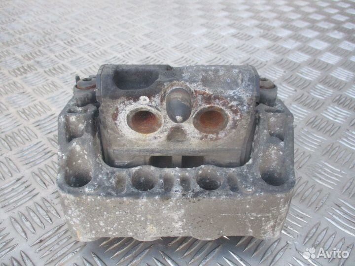 Подушка двс Mercedes-Benz A9612414813