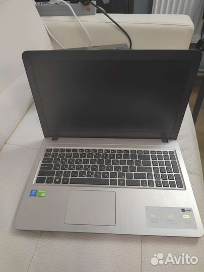 Asus vivobook F540 geforce MX110, intel Pentium