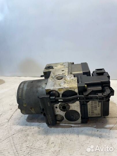 Блок ABS Volkswagen Passat B5 1999г