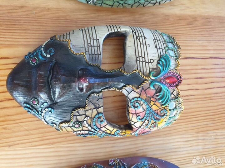 Маска декоративная настенная