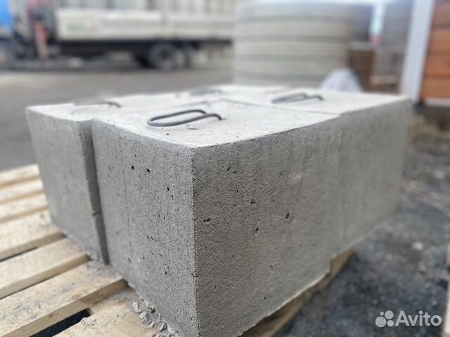 Бетонные блоки
