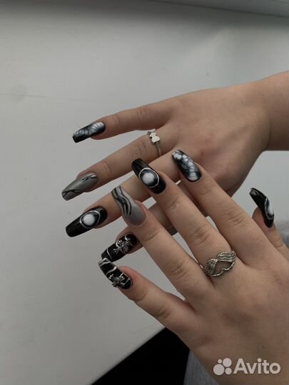 Покрытие ногтей на руках гель-лаком