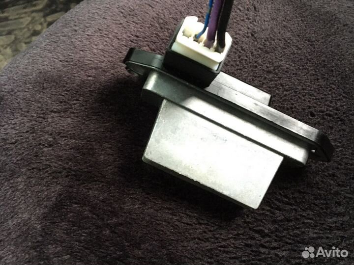 Резистор отопителя мазда 3